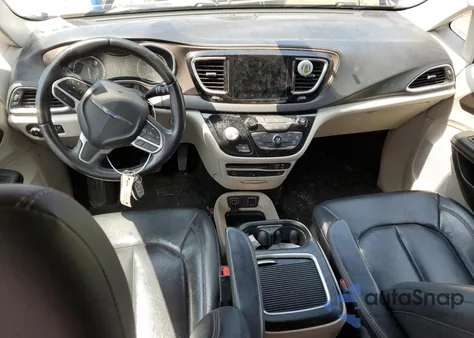 2018 Chrysler Pacifica Touring L Plus из США, поврежденный, VIN 2C4RC1EG0JR229215